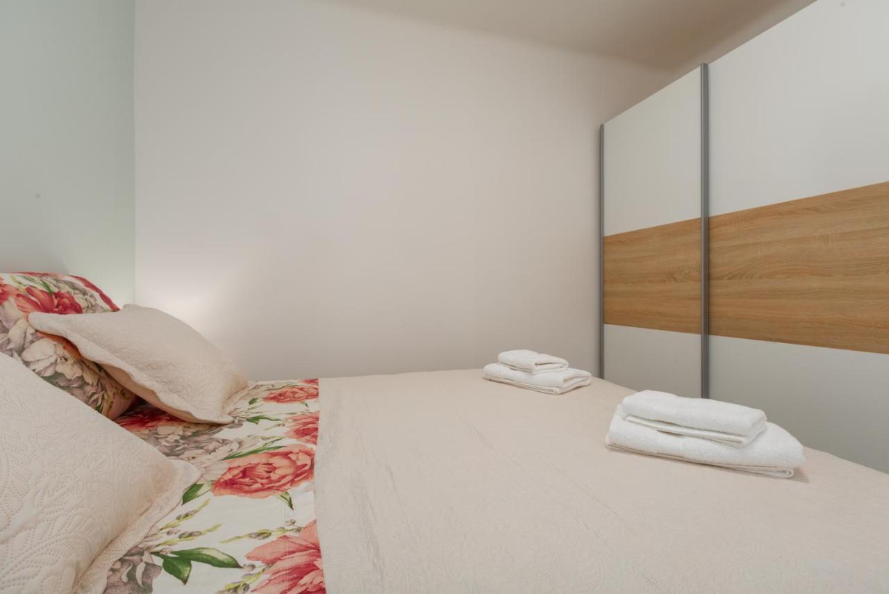 Apartment Agnese2 *